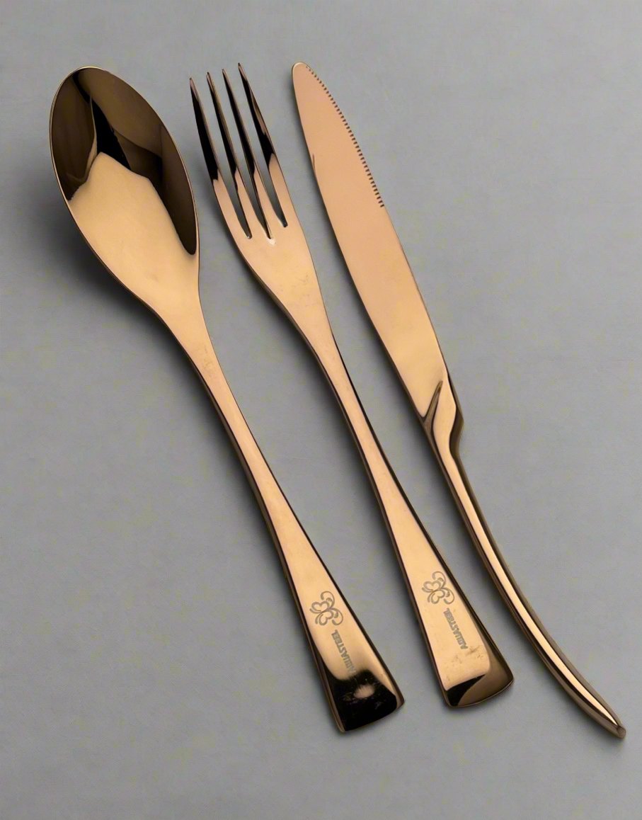 18 pieces kouche Cutlery Set
