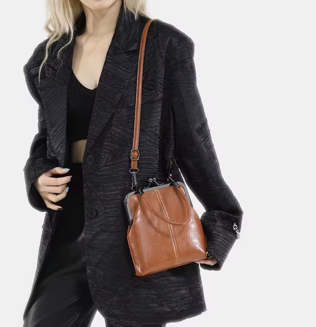 Vintage Kiss-Lock Handbag – Brown