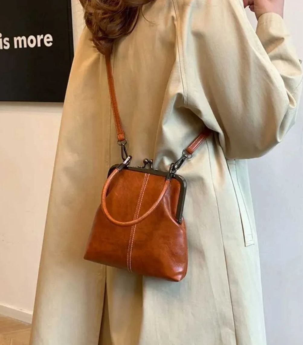 Vintage Kiss-Lock Handbag – Brown