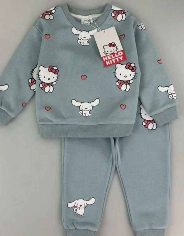 Hello Kitty Cozy Fleece Set
