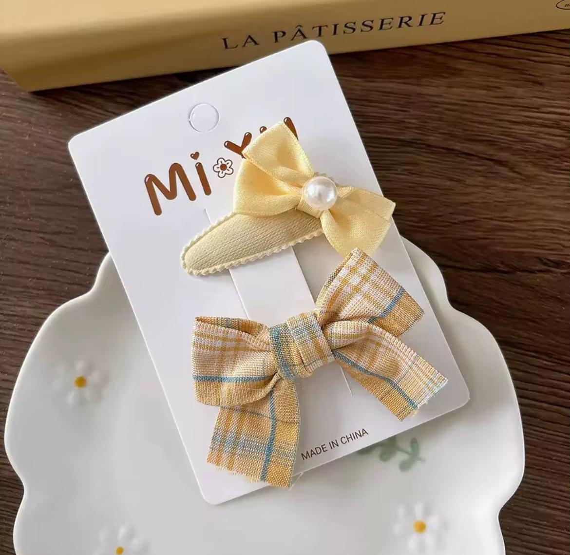 Kids’ 2-Piece Yellow Hair Clip Set – Flowers & Bows