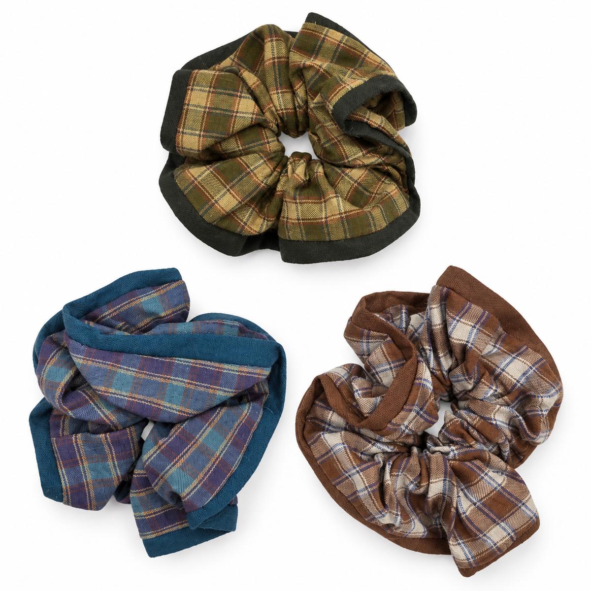 Girls’ Oversized Plaid Scrunchie Hair Band